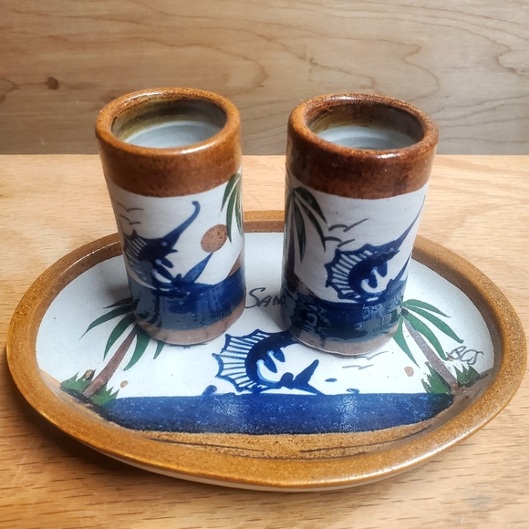 4 Piece Set - Picture 2 of 3